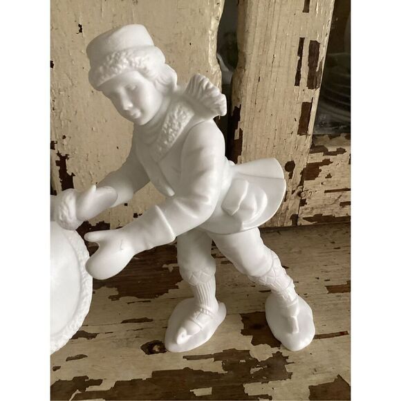 Department 56 Porcelain Winter Waltz Skaters Silhouette Holidays Retired - Picture 4 of 11